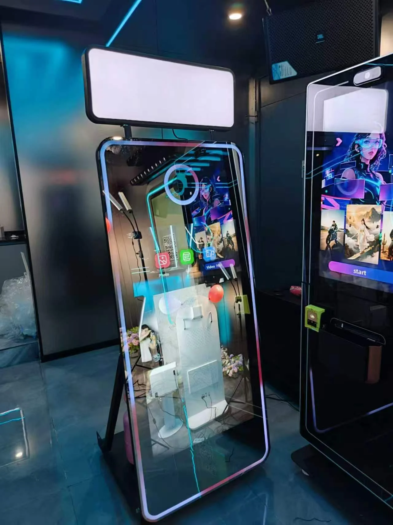 Rectangular photo booth
